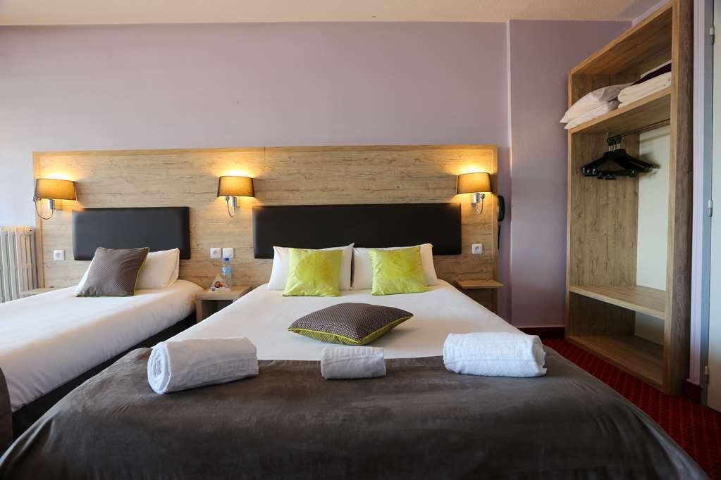 Brit Hotel Bleu Nuit Сент Стая снимка
